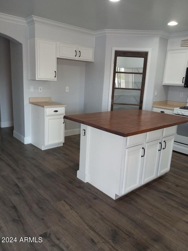 Foto del edificio - 33455 N Wash View Rd