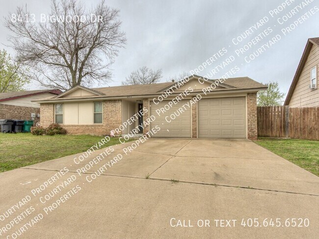 Foto del edificio - 8413 Bigwood Dr