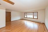 Primary Photo - 4615 N Sayre Ave