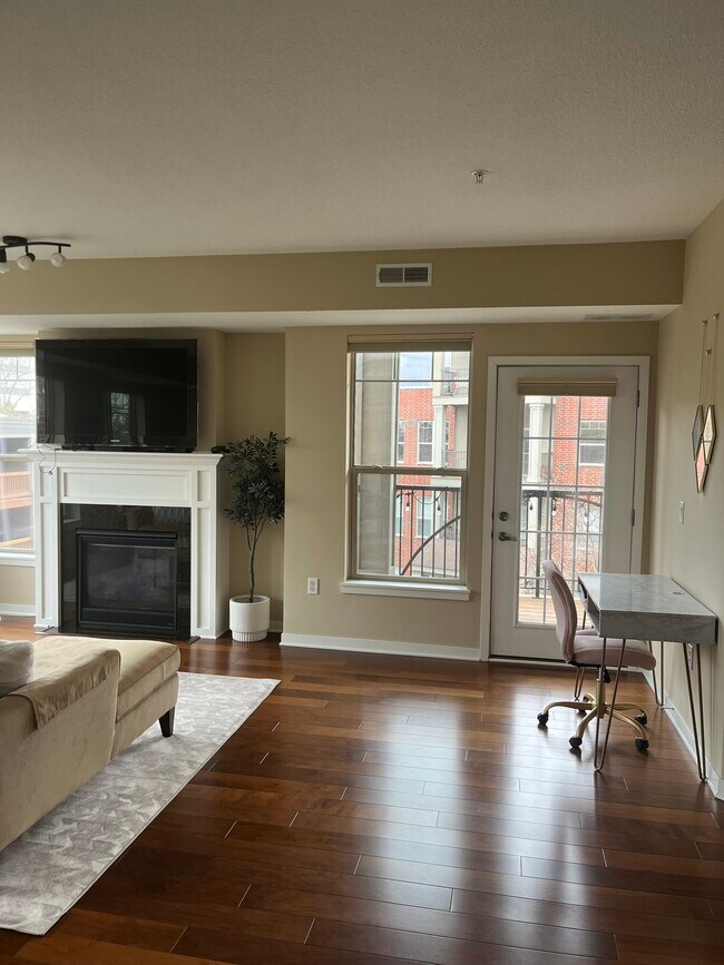 Living Room - 462 Ford Rd