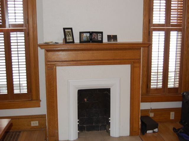 Building Photo - 315 N Thayer St