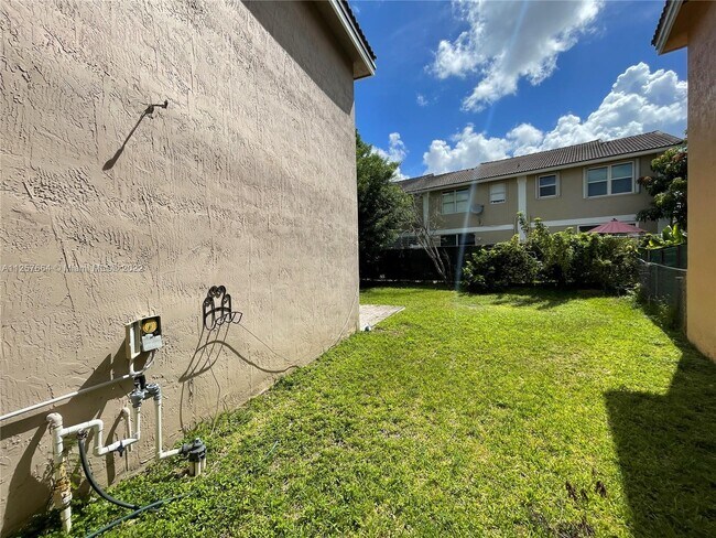 Building Photo - 5490 NW 92nd Ave