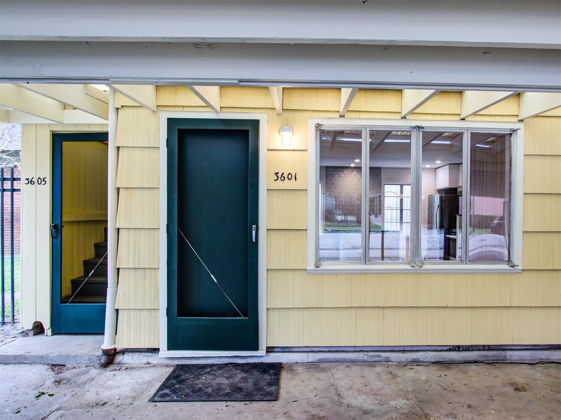 Primary Photo - 3601 Stanford St