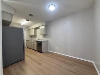 Foto del edificio - 2202 Donahue Ln