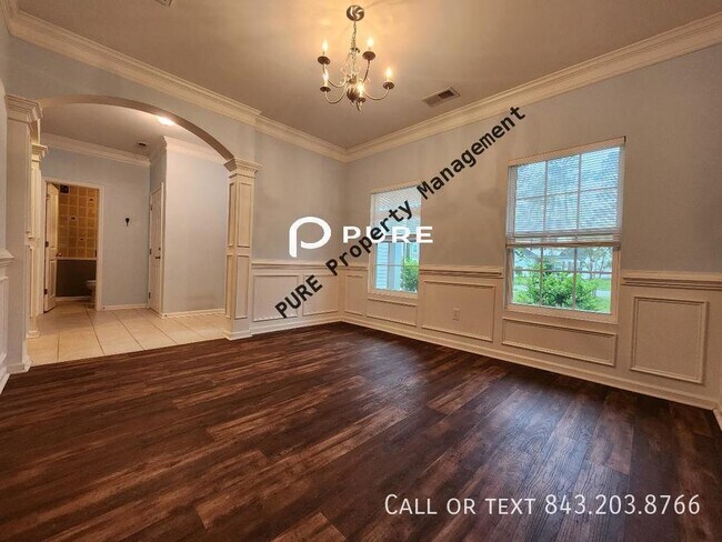 Foto del edificio - 546 Brick Barn Ln