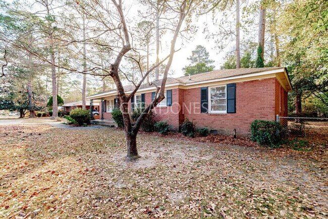 Building Photo - 1114 Leesburg Rd