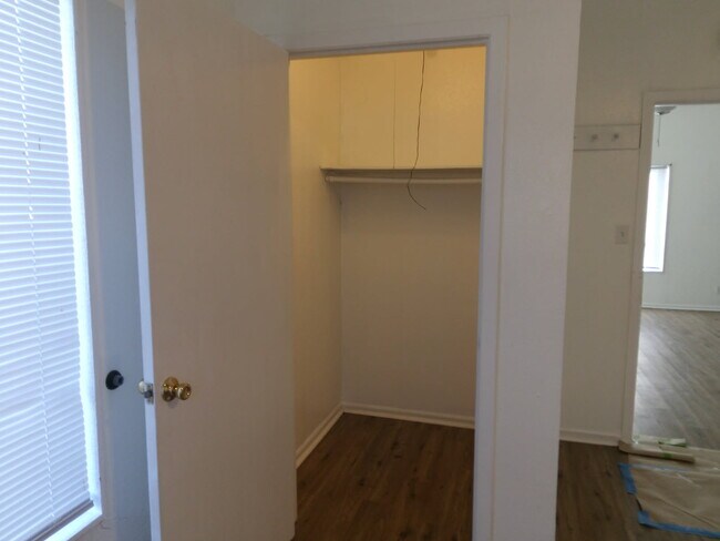 Foto del edificio - 302 Pennystone Ave