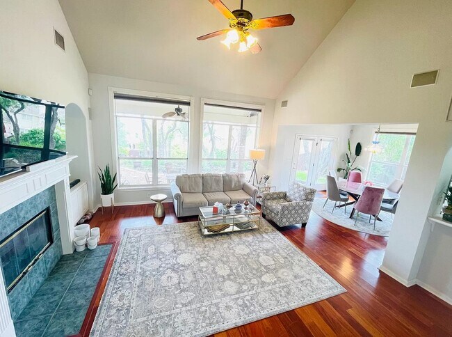 Building Photo - 12720 Oxen Way