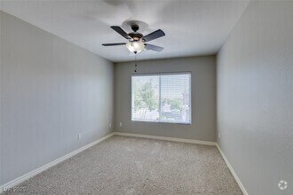 Building Photo - 9005 Semillon St