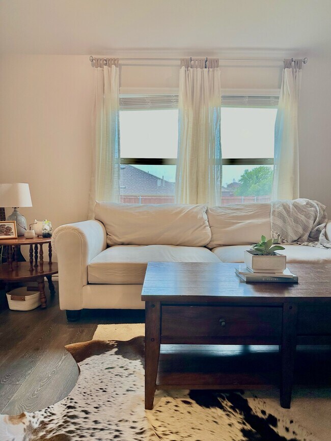 1213 Johnson Dr, Celina, TX 75009 House for Rent in Celina, TX