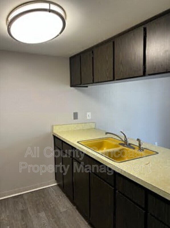 Foto del edificio - 900 70th St N