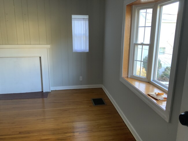 Front room - 1333 Amsterdam Rd