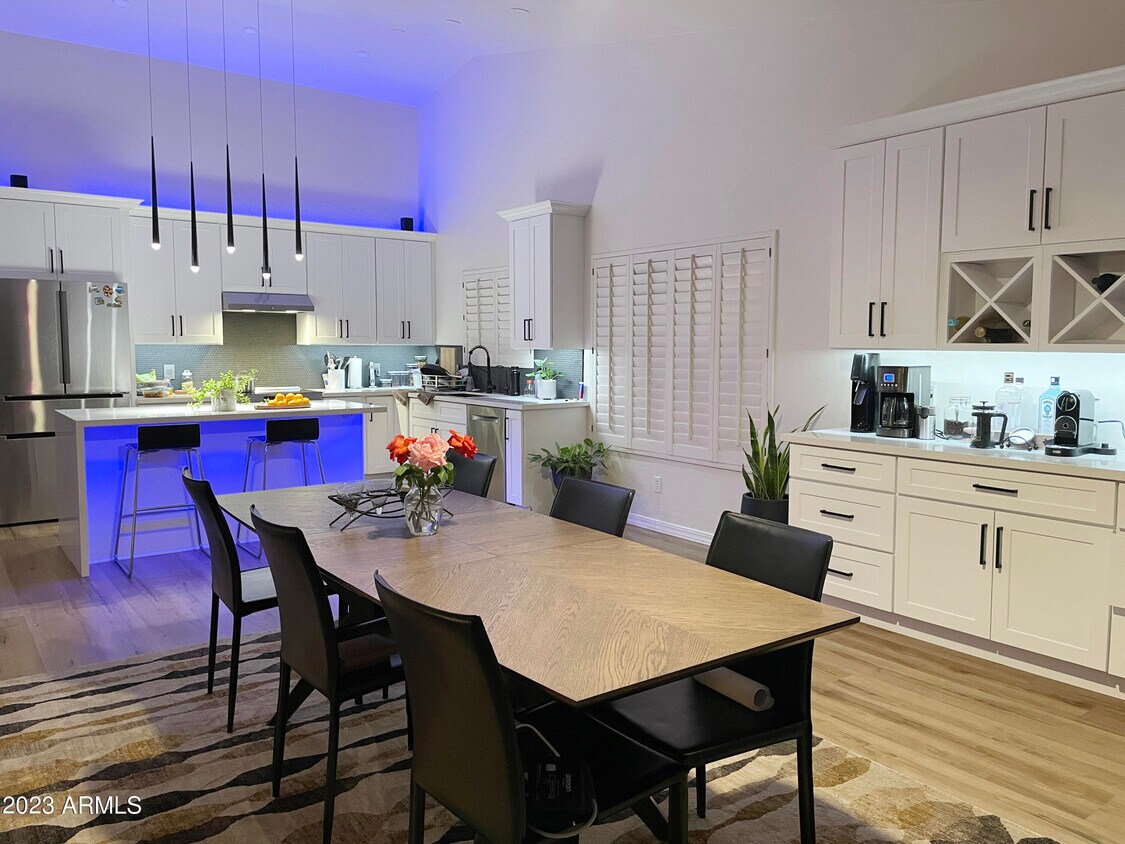 Foto principal - 9222 S 51st St