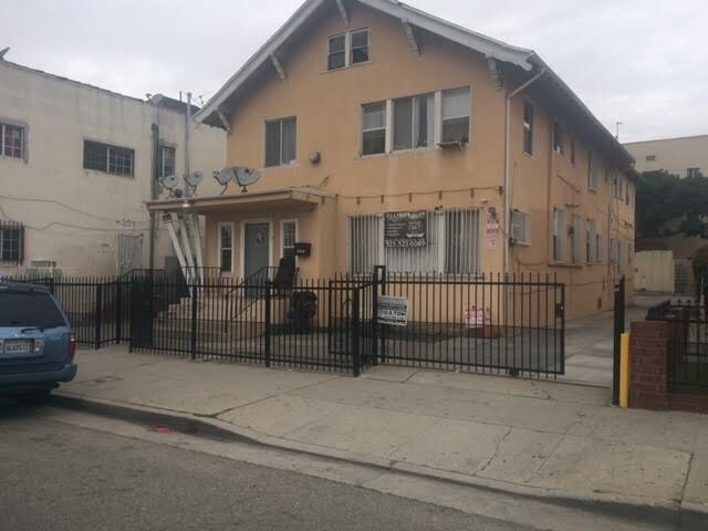 Foto del edificio - 205 W Vernon Ave