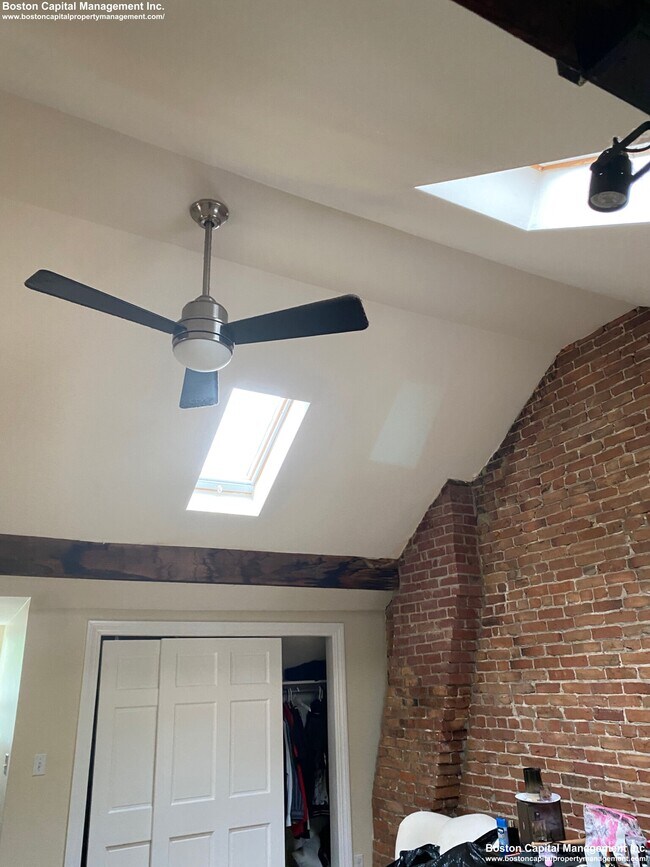 Foto del edificio - 66 Trenton St