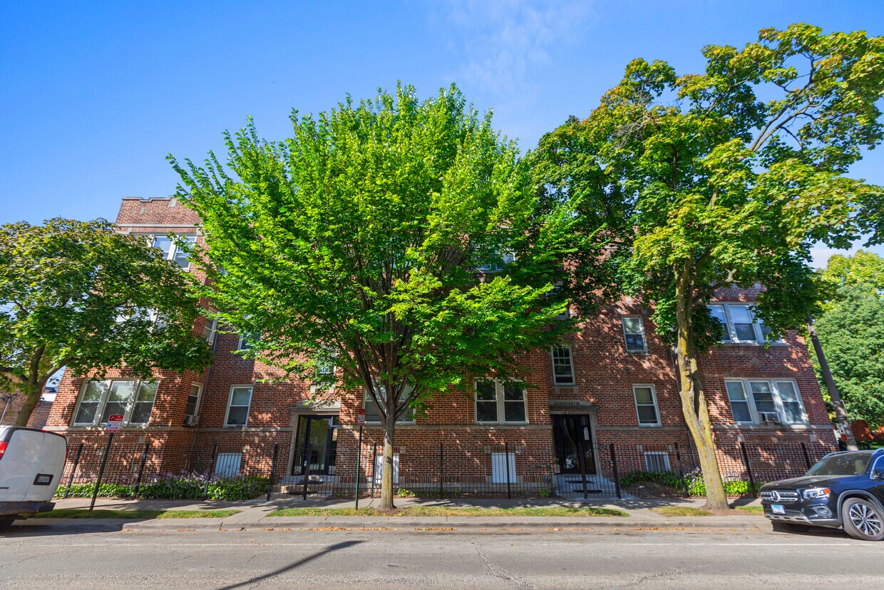 Foto principal - 120 Custer Ave