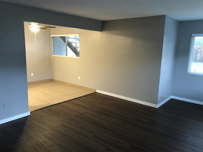 Building Photo - 539 Coronado Ave