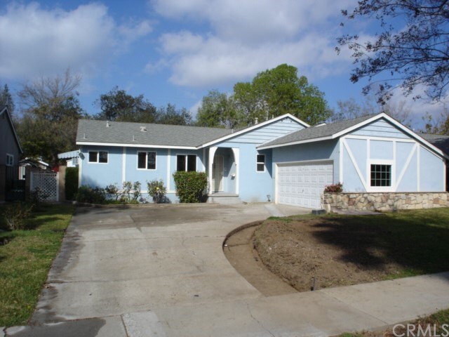 Primary Photo - 809 Grovemont St
