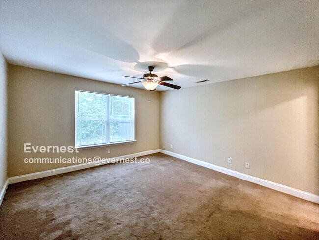 Foto del edificio - 1521 Southernwood Dr