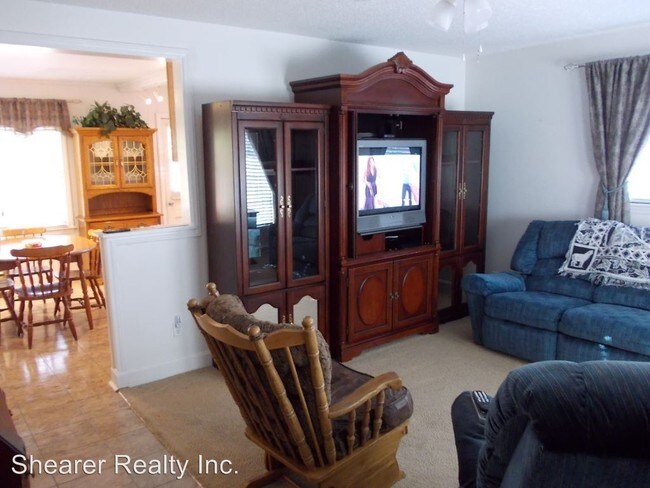 Building Photo - 1422 Thriftwood Dr