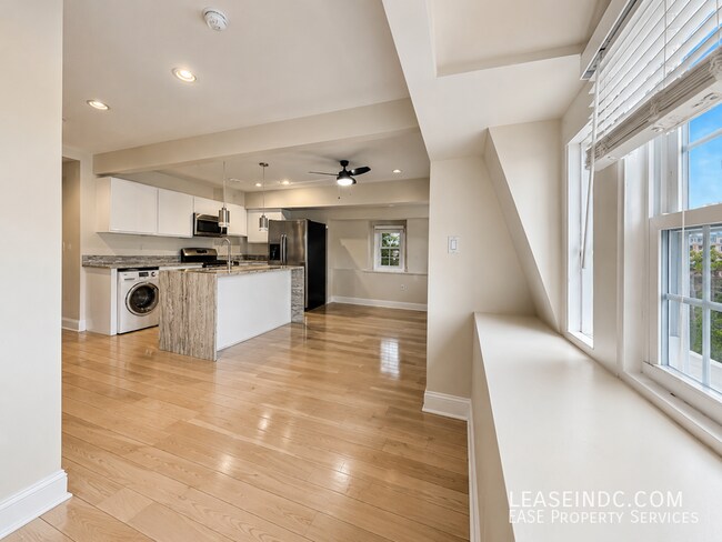 Photo - 3646 New Hampshire Avenue NW-#4 Apartment