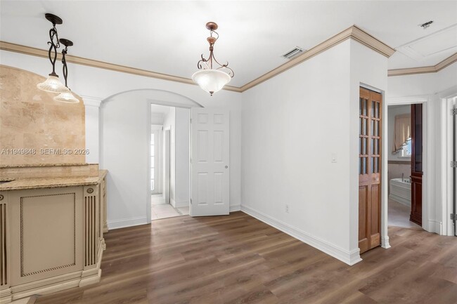 Foto del edificio - 3411 SW 27th St