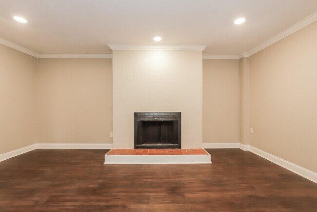 Building Photo - 2840 S Miller Rd