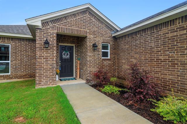 Foto del edificio - 605 Madeline Ct