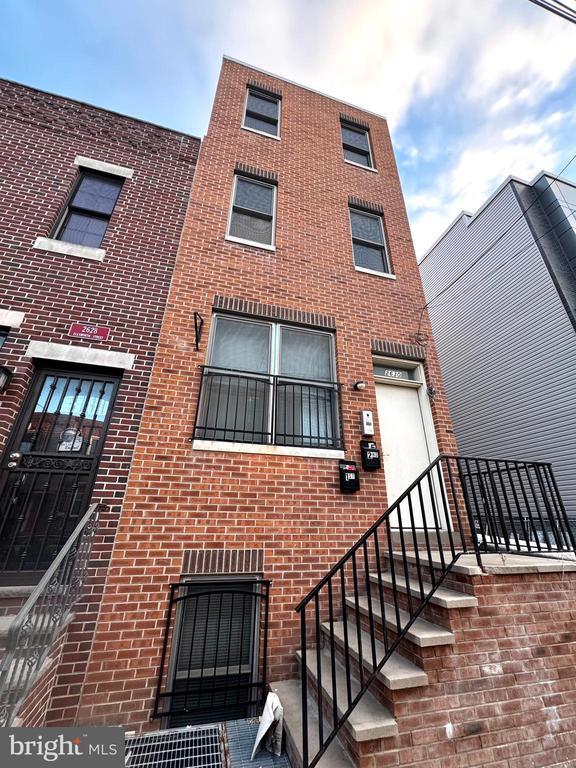 Building Photo - 2630 Ellsworth St