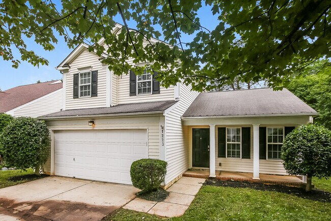 Building Photo - 1223 Hipp Rd