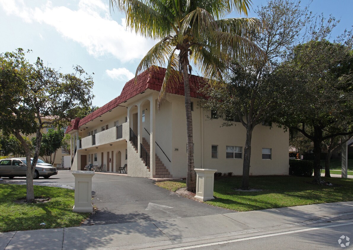 Primary Photo - 398 W Camino Real