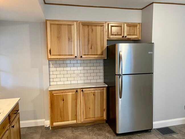 Kitchen - 45 Huffman St