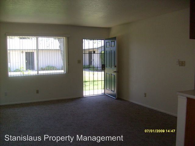Building Photo - 2805 Tully Rd