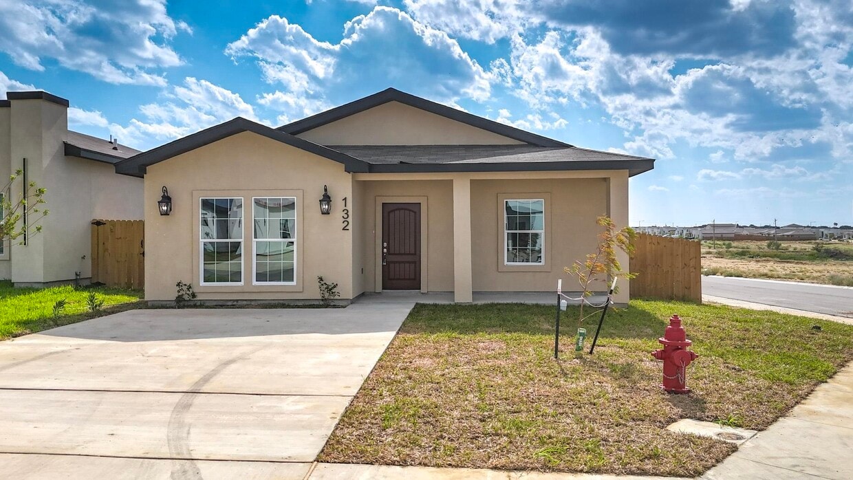 Primary Photo - 132 Faith Dr