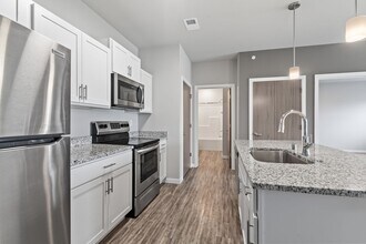 Interior Photo - Rock Pointe Village I LLC