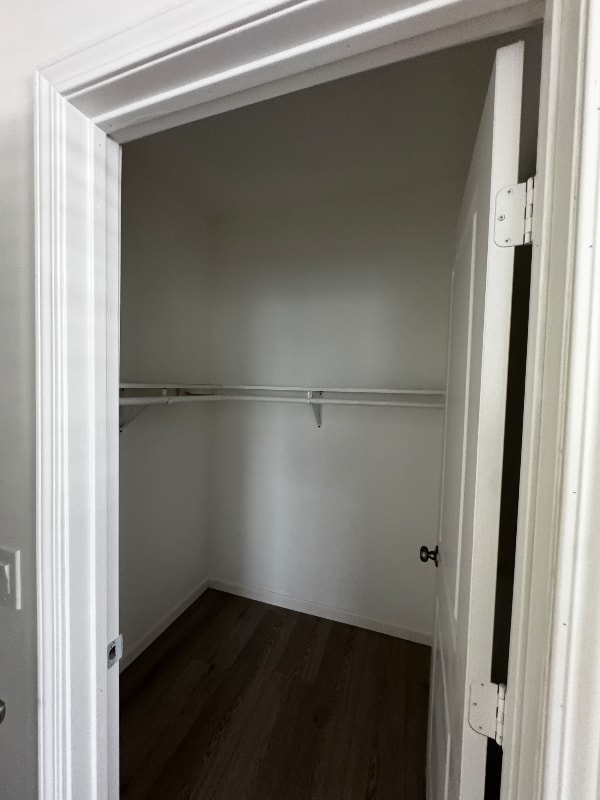 Foto del edificio - 987 Tepee Ln