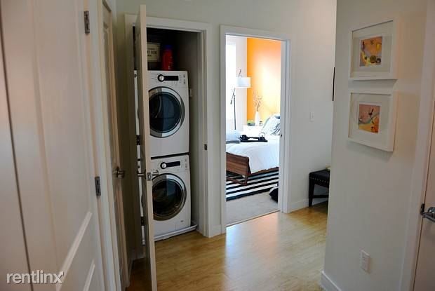 Building Photo - 2 br, 2 bath Apartment - 29 Morton St A3