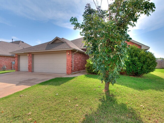 Photo - 2724 Busheywood Drive House