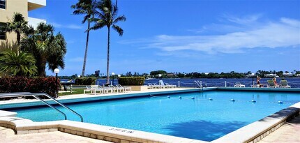 Building Photo - 2800 N Flagler Dr