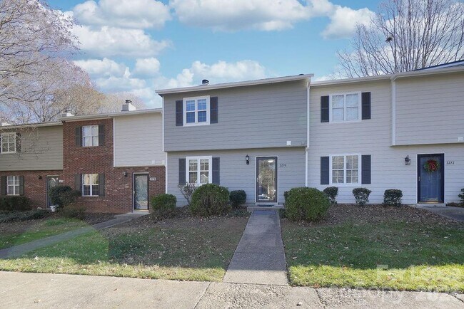 Foto del edificio - 3274 Heathstead Place