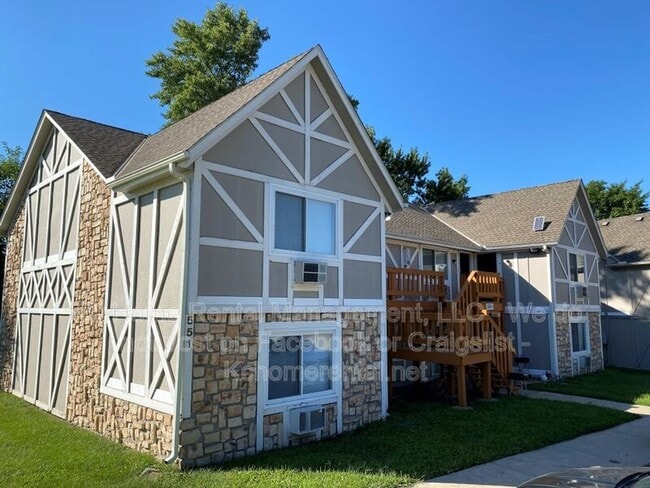 Building Photo - 551 N Somerset Terrace