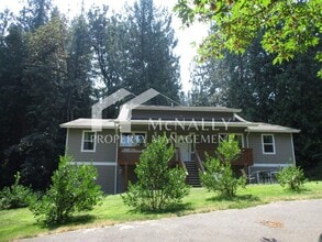Building Photo - 7720 Artondale Dr NW
