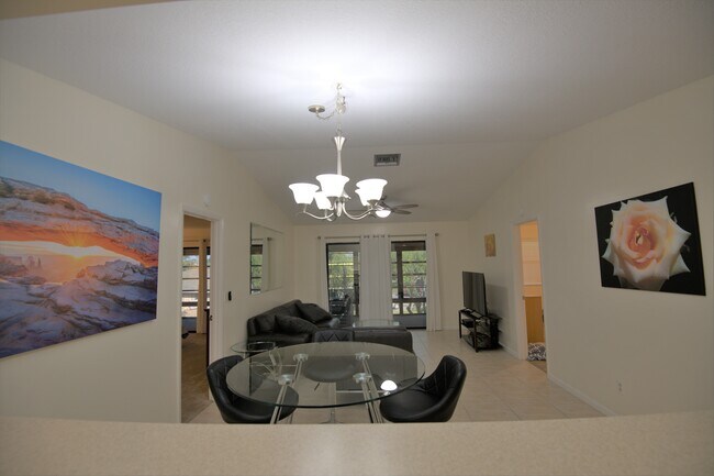 Foto del edificio - 1291 SE Parkview Pl