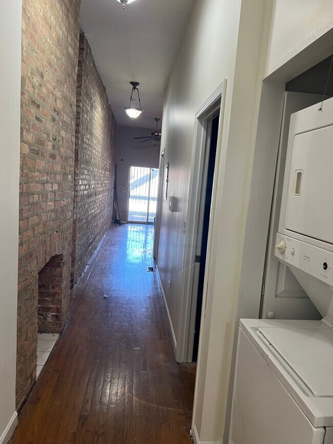 Building Photo - 4204 S Drexel Blvd