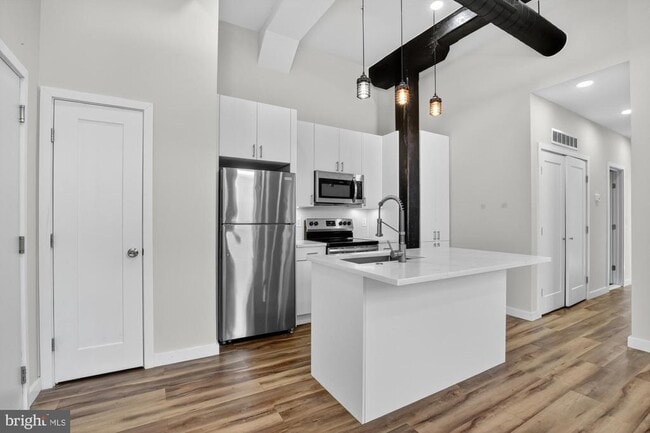 Photo - 2045 Trenton Ave Apartment