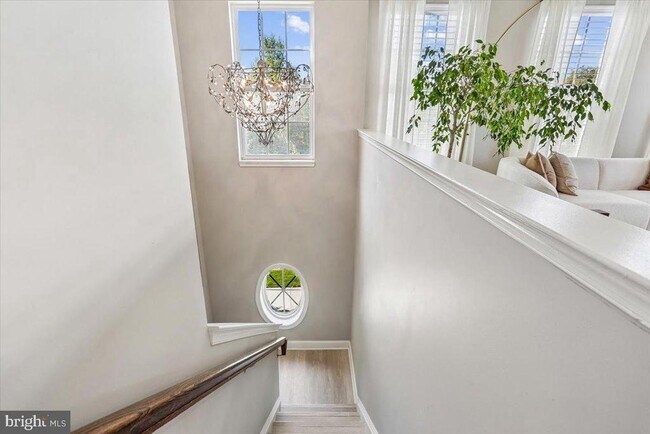 Foto del edificio - 402 Orchard Ridge Dr