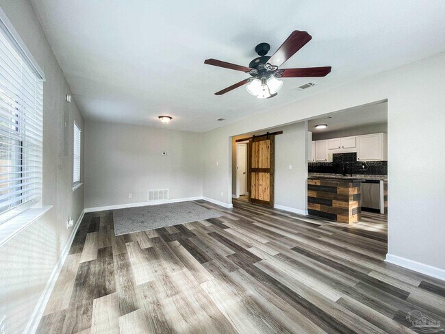 Foto del edificio - 918 Fremont Ave