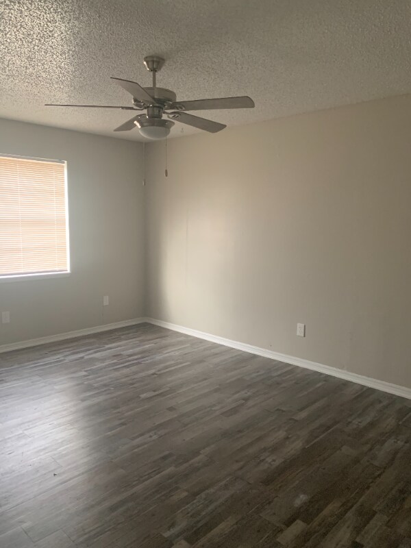 Foto del edificio - 6810 NW 16th St