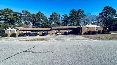 Building Photo - 4956 Fieldcrest Dr