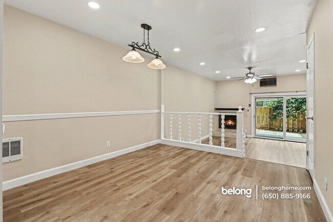 Building Photo - 9005 Alcosta Blvd